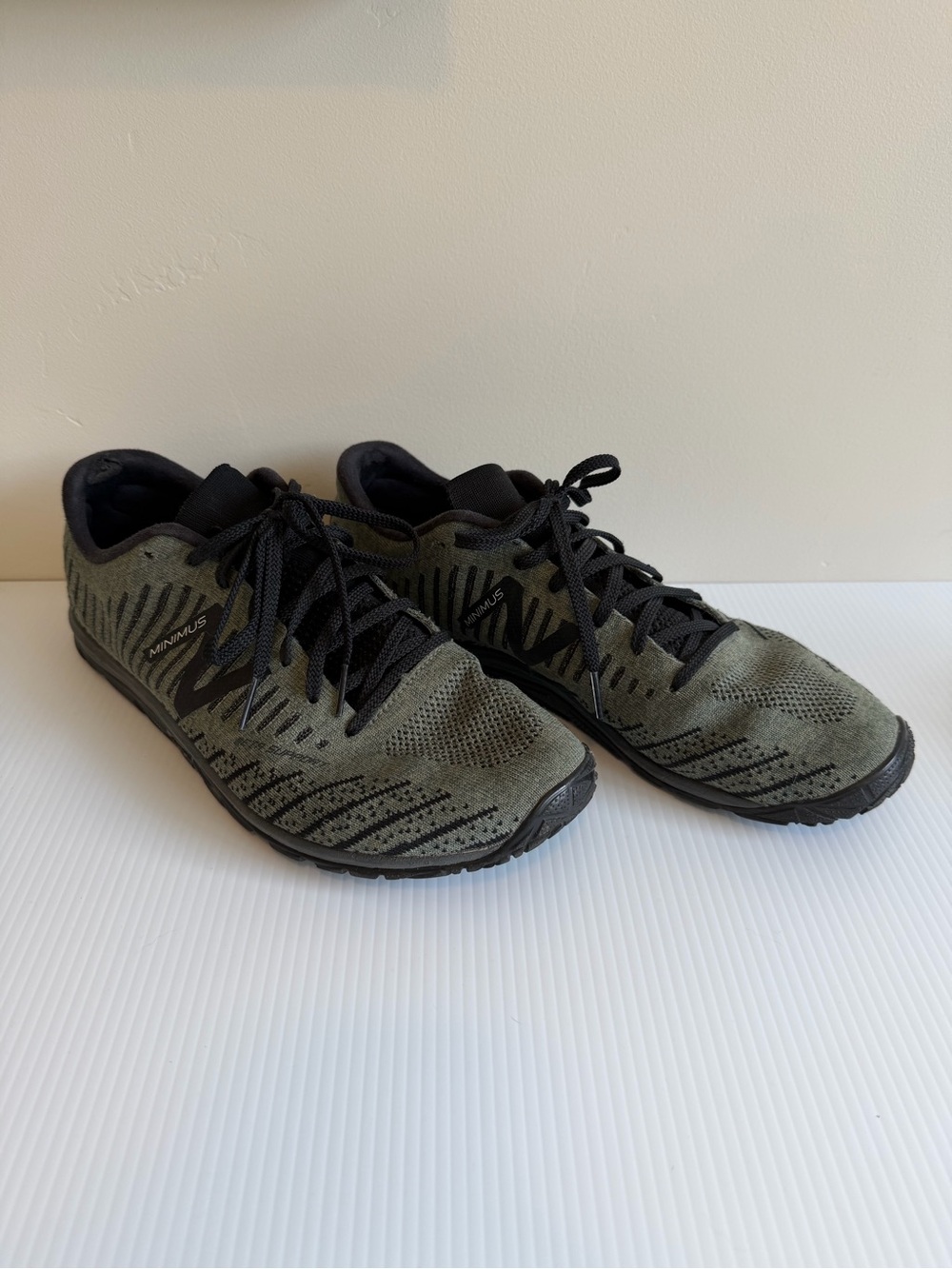New Balance Minimus Sneakers
Olive Green Men’s size 10.5